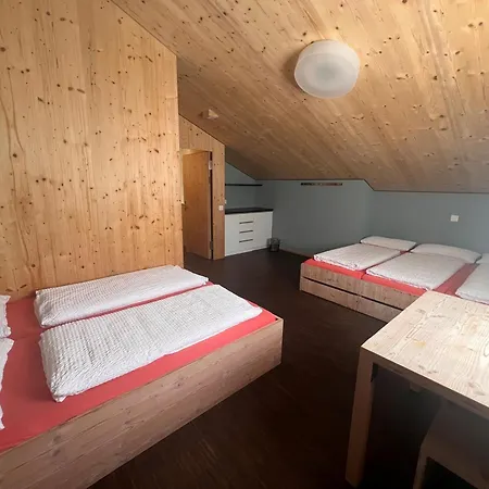Nova Casa Spinatscha Hostel Sedrun