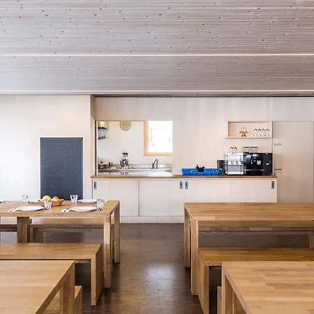 Hostel Nova Casa Spinatscha *