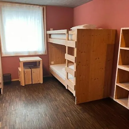 Hostel Nova Casa Spinatscha Sedrun