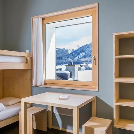 Hostel Nova Casa Spinatscha