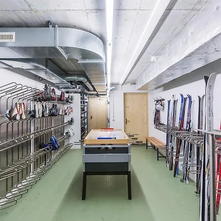 Vandrarhem Nova Casa Spinatscha Sedrun