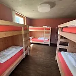 Hostel Nova Casa Spinatscha