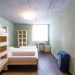 Nova Casa Spinatscha Hostel *