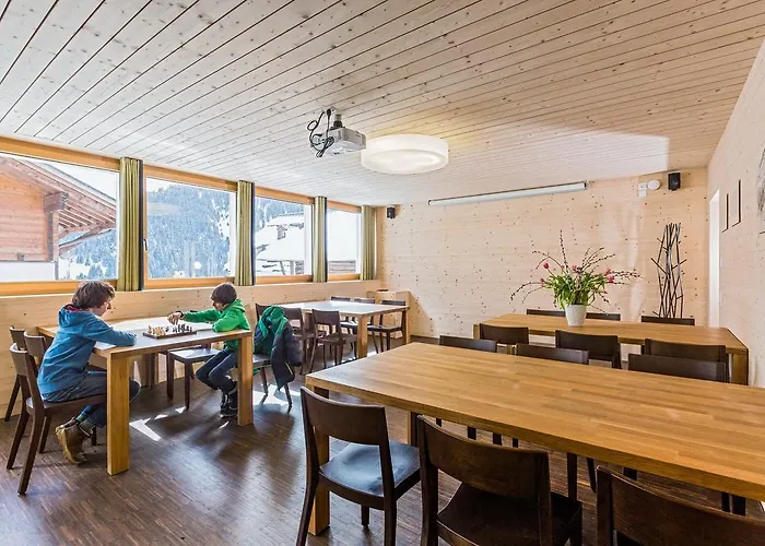 Nova Casa Spinatscha Hostel Sedrun